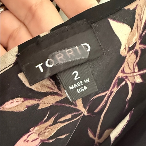Torrid Black and Pink Floral Blouse - Picture 2 of 4